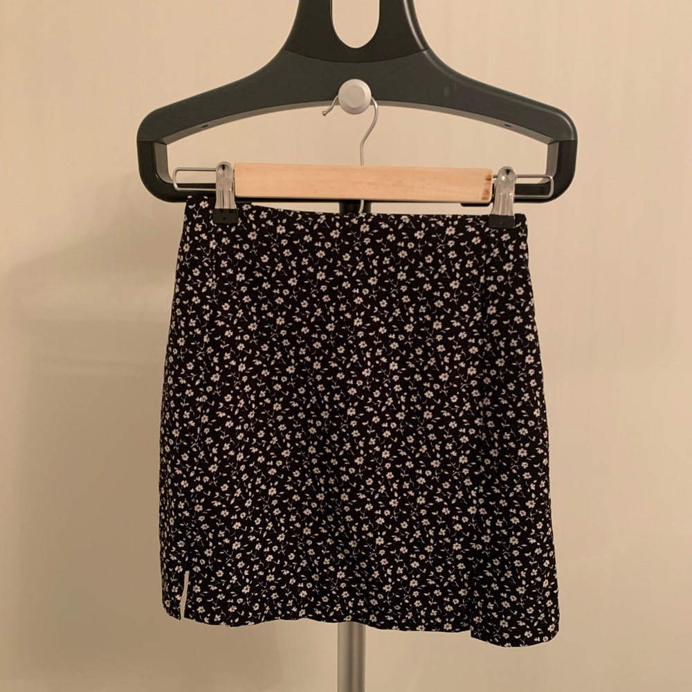PacSun Black Floral Skirt